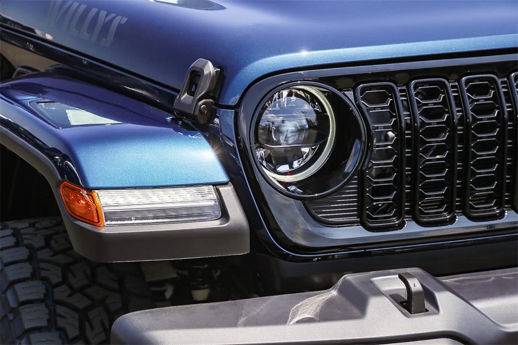 Thumbnail: 2025 Jeep Gladiator - 5
