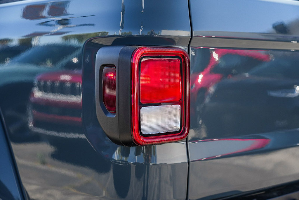 Thumbnail: 2026 Jeep Gladiator - 20
