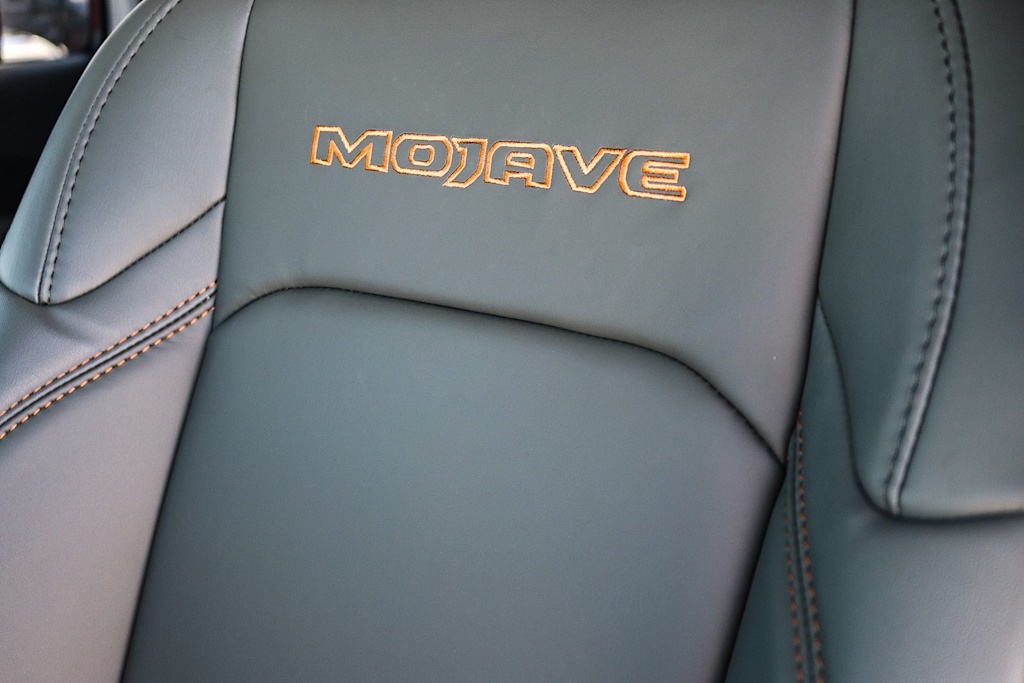 2026 Jeep Gladiator Mojave X - Photo 10