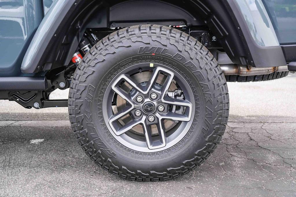 Thumbnail: 2026 Jeep Gladiator - 6