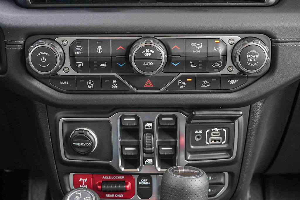 Thumbnail: 2026 Jeep Gladiator - 25