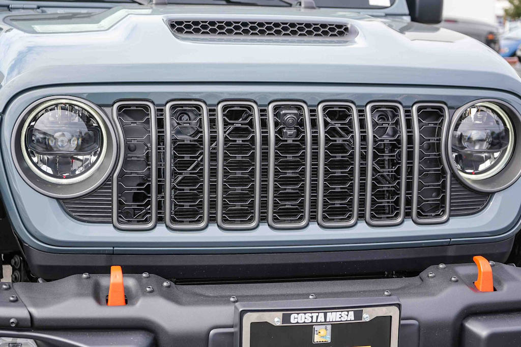 Thumbnail: 2026 Jeep Gladiator - 19