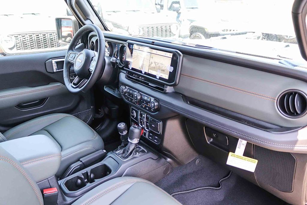 Thumbnail: 2026 Jeep Gladiator - 11