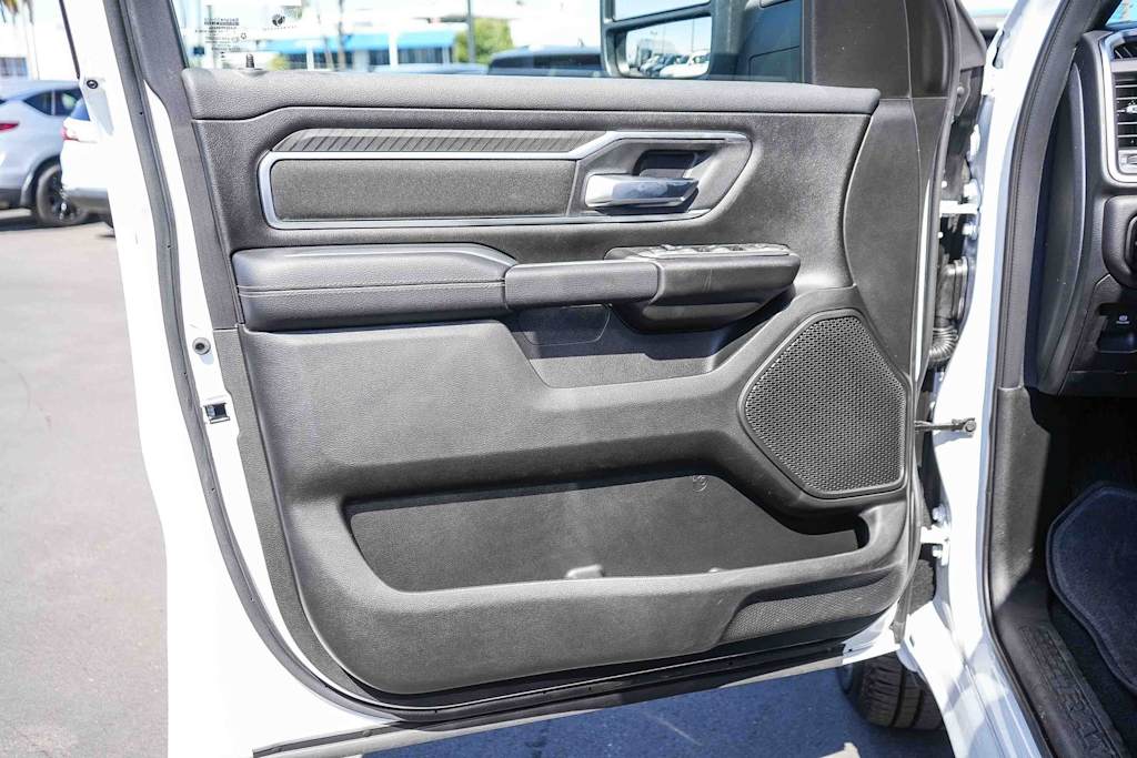 Thumbnail: 2026 RAM 1500 - 25