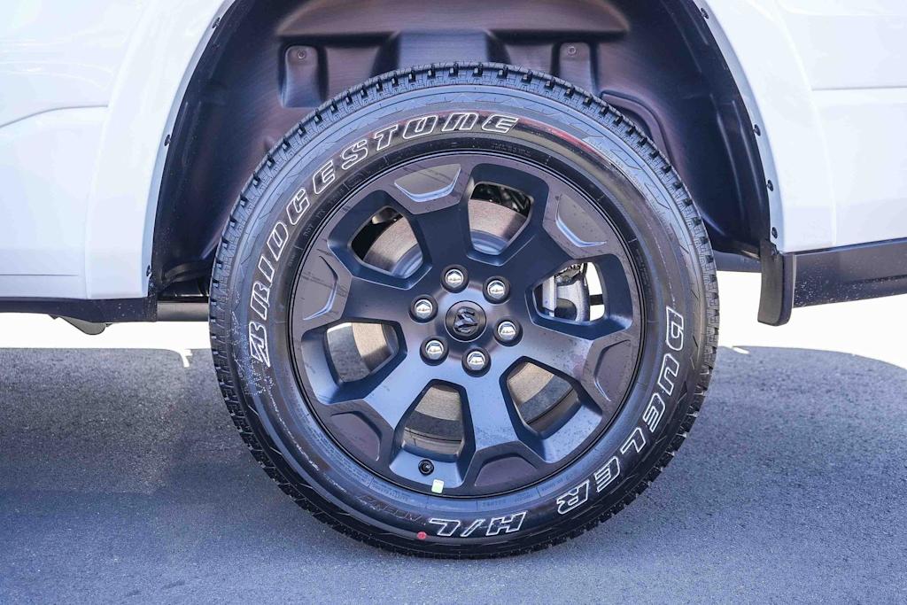 Thumbnail: 2026 RAM 1500 - 6