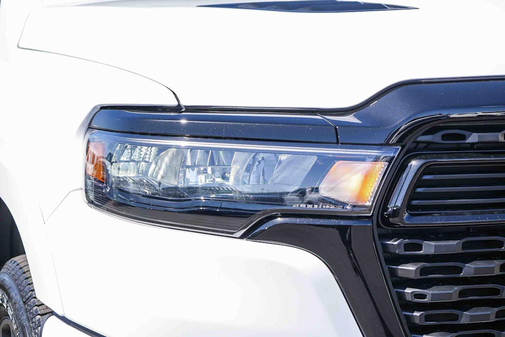 Thumbnail: 2026 RAM 1500 - 16