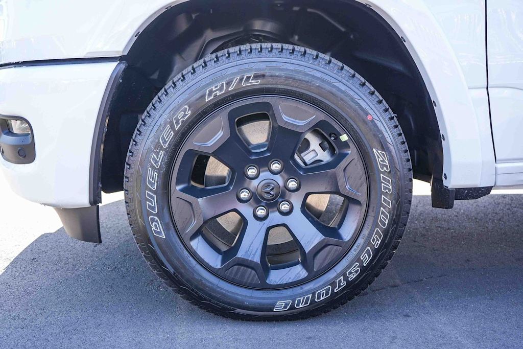 Thumbnail: 2026 RAM 1500 - 20