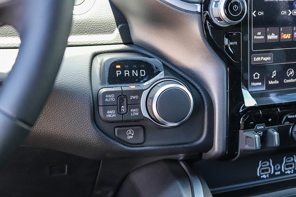 Thumbnail: 2026 RAM 1500 - 19