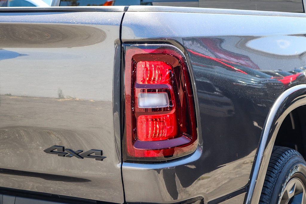 Thumbnail: 2026 RAM 1500 - 17