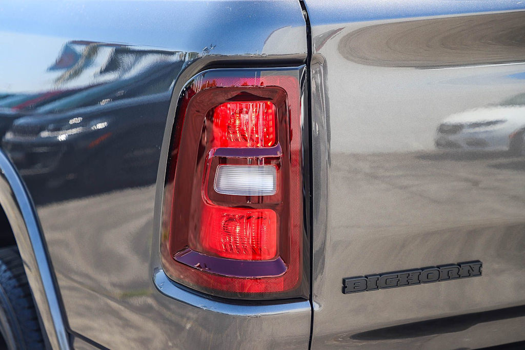 Thumbnail: 2026 RAM 1500 - 17