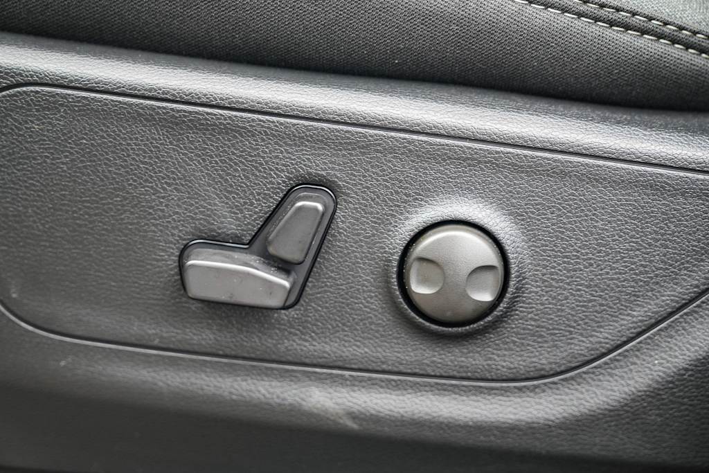 Thumbnail: 2026 RAM 1500 - 23