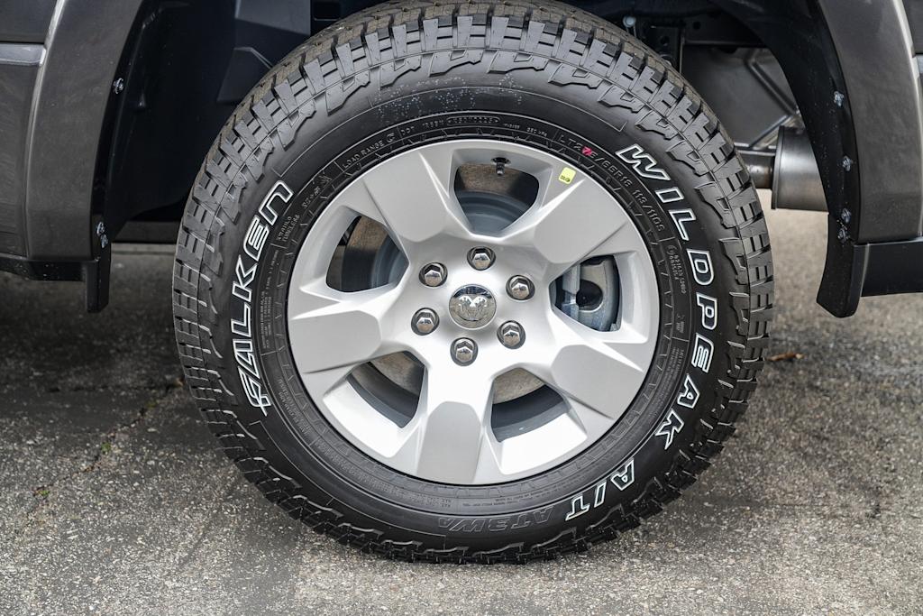 Thumbnail: 2026 RAM 1500 - 18