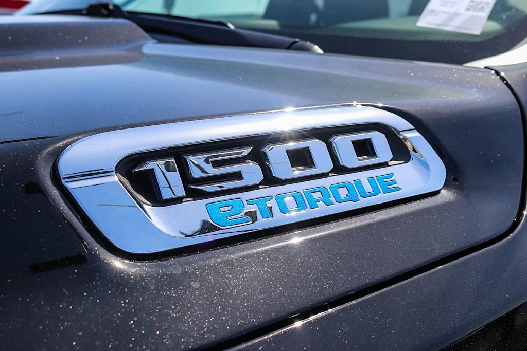Thumbnail: 2026 RAM 1500 - 21
