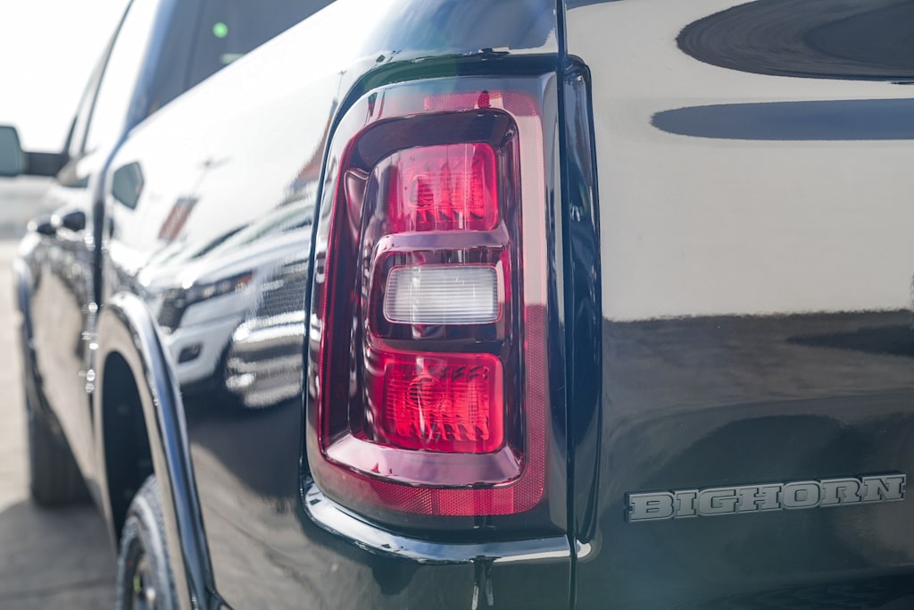 Thumbnail: 2026 RAM 1500 - 18