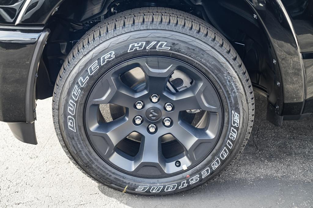 Thumbnail: 2026 RAM 1500 - 6