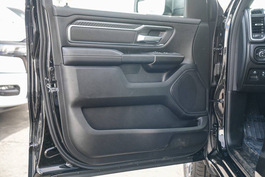 Thumbnail: 2026 RAM 1500 - 22