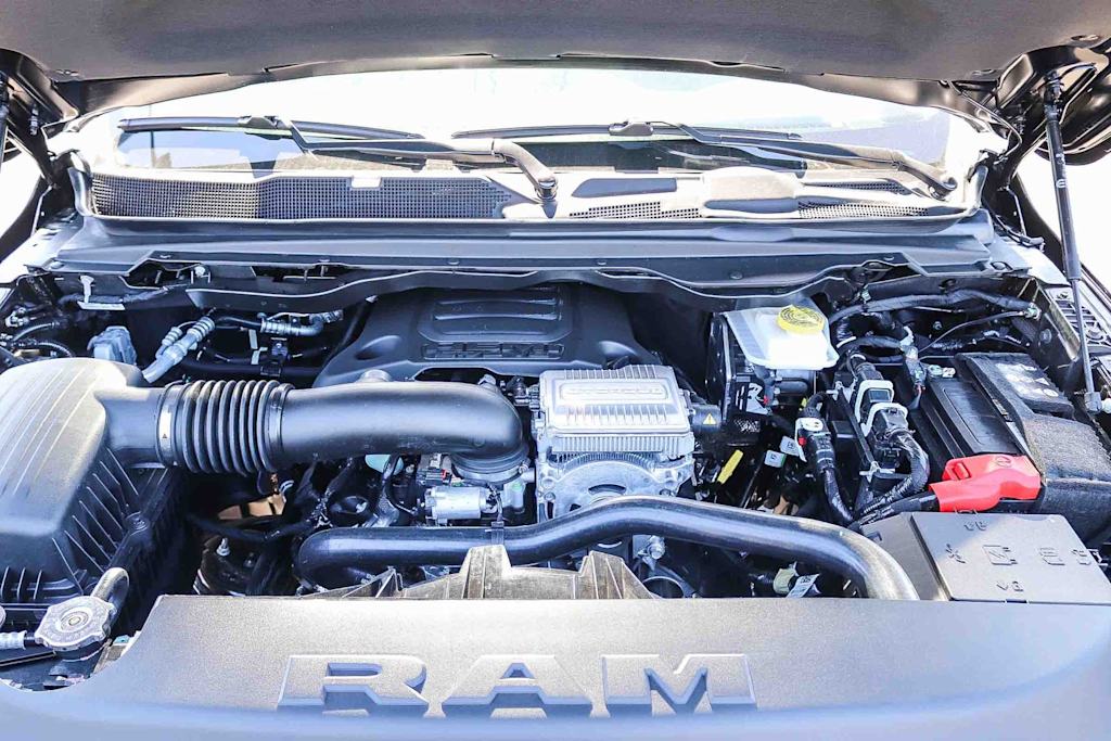 Thumbnail: 2026 RAM 1500 - 7