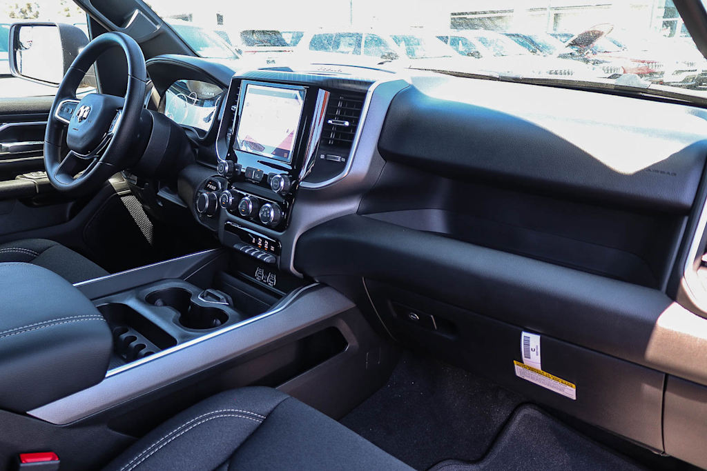 Thumbnail: 2026 RAM 1500 - 10