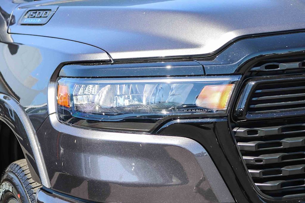 Thumbnail: 2026 RAM 1500 - 19