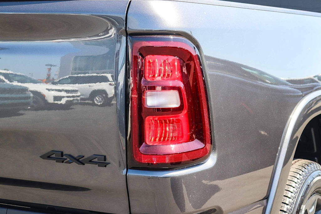 Thumbnail: 2026 RAM 1500 - 18