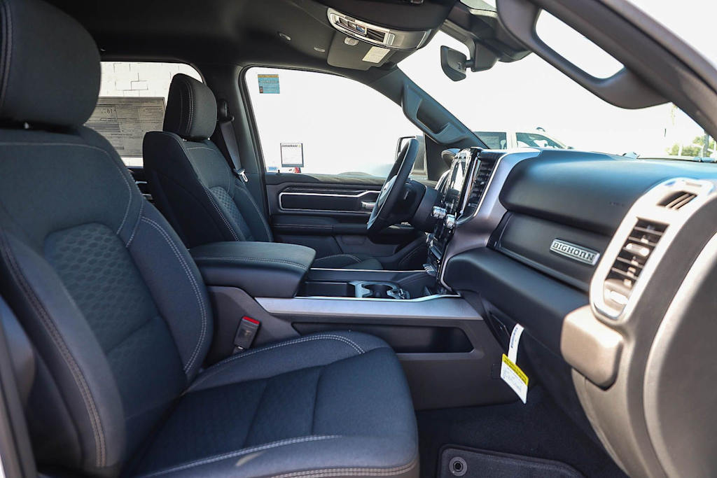 Thumbnail: 2026 RAM 1500 - 10