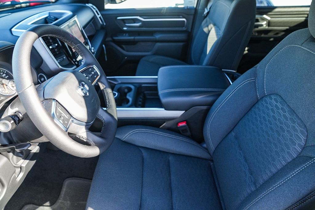 Thumbnail: 2026 RAM 1500 - 10