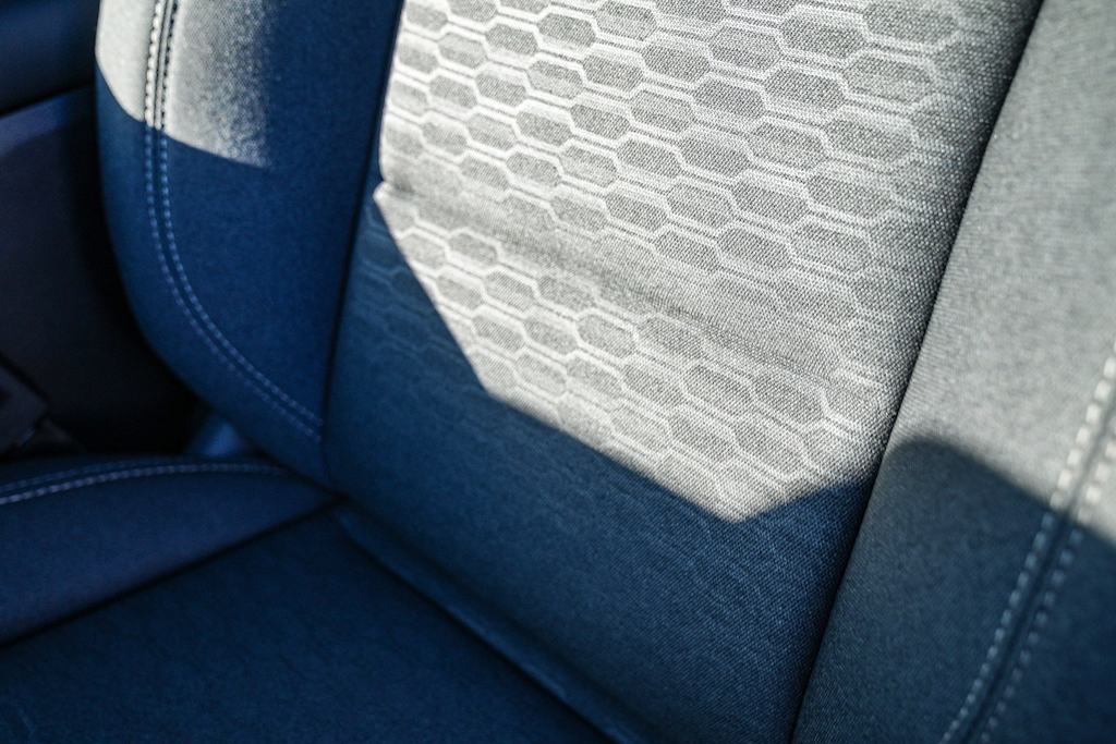 Thumbnail: 2026 RAM 1500 - 25