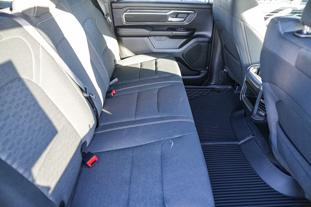 Thumbnail: 2026 RAM 1500 - 11