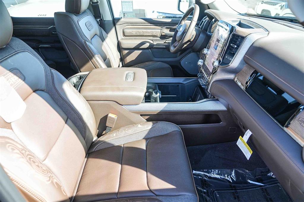 Thumbnail: 2026 RAM 1500 - 10