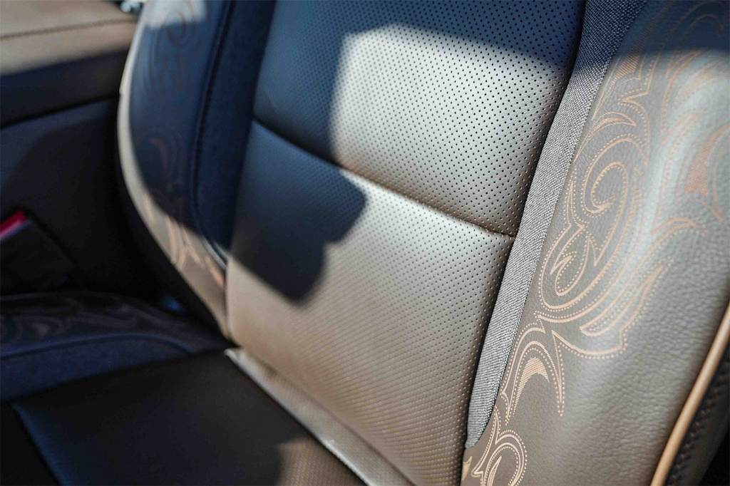 Thumbnail: 2026 RAM 1500 - 9