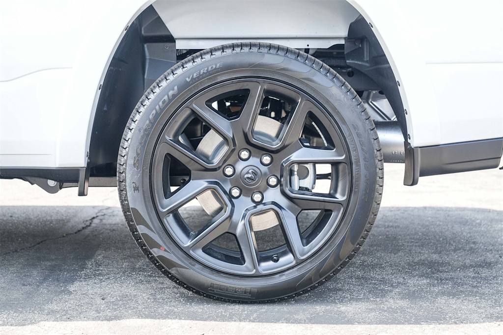 Thumbnail: 2026 RAM 1500 - 19