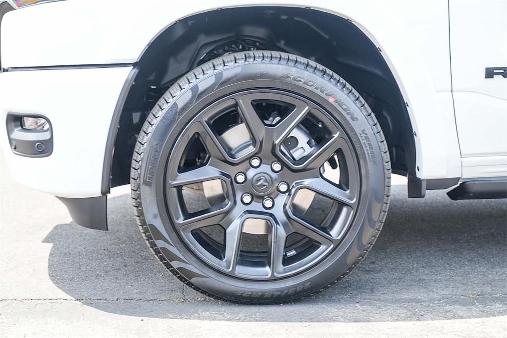 Thumbnail: 2026 RAM 1500 - 6