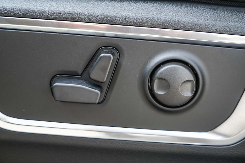 Thumbnail: 2026 RAM 1500 - 23