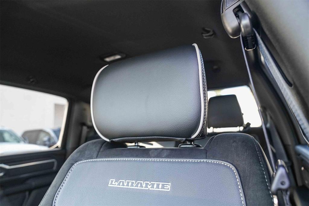 Thumbnail: 2026 RAM 1500 - 25