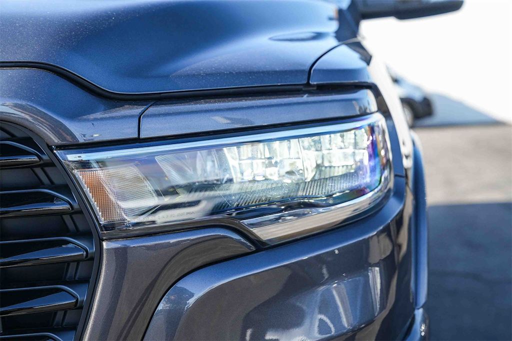 Thumbnail: 2026 RAM 1500 - 17