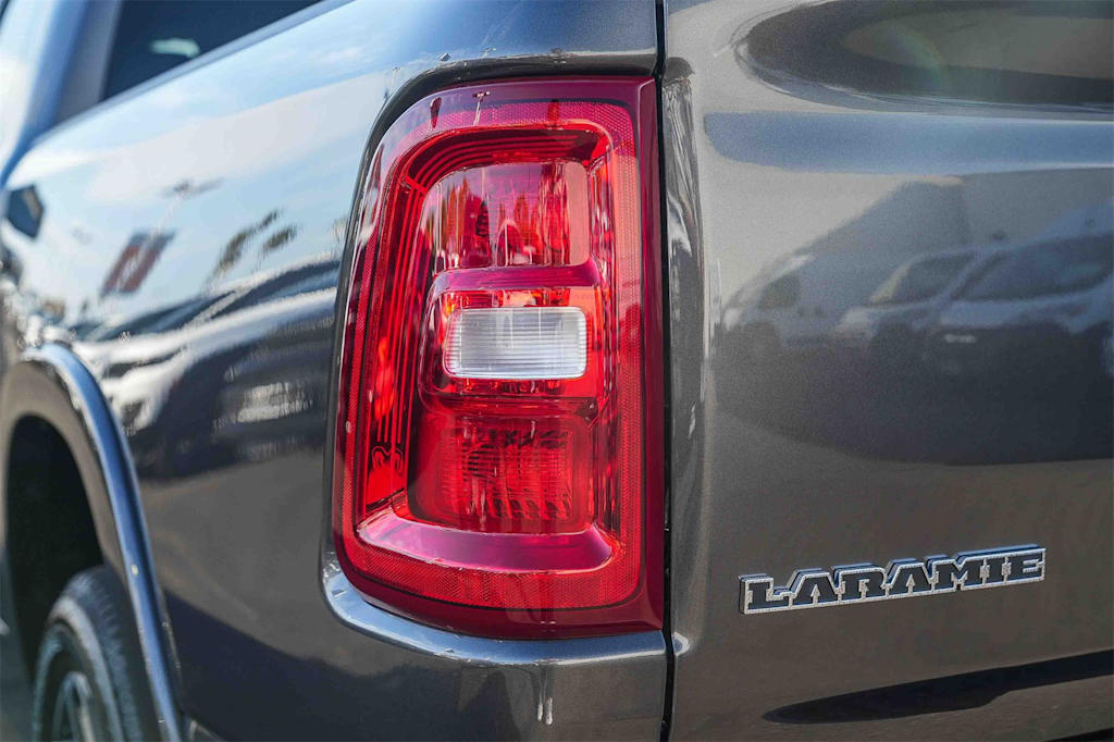 Thumbnail: 2026 RAM 1500 - 16