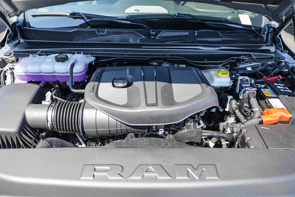 Thumbnail: 2026 RAM 1500 - 7