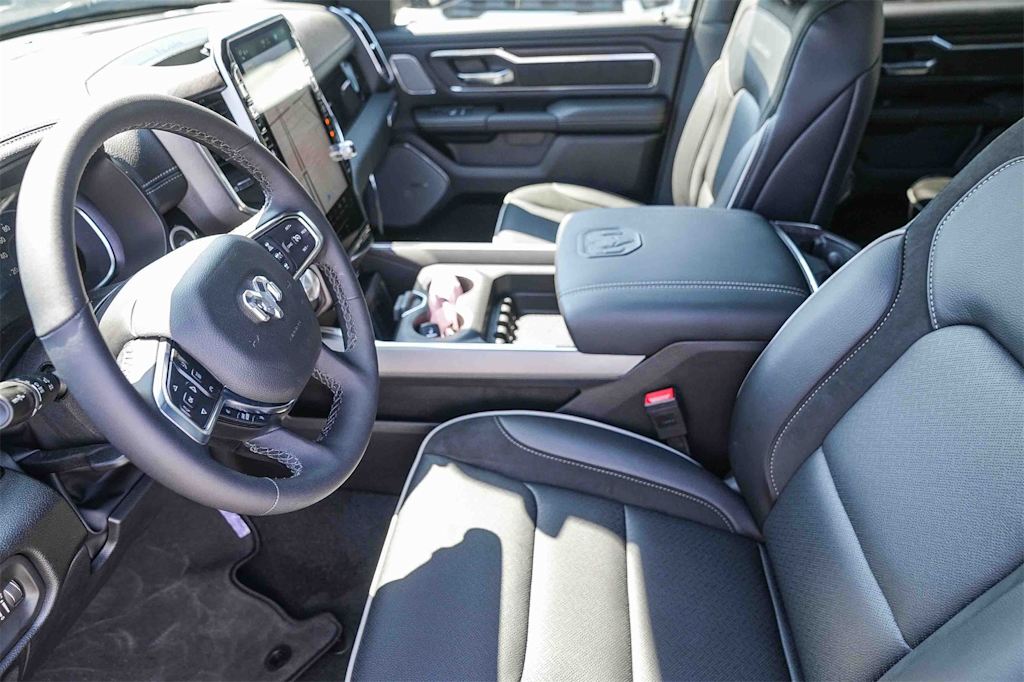 Thumbnail: 2026 RAM 1500 - 10