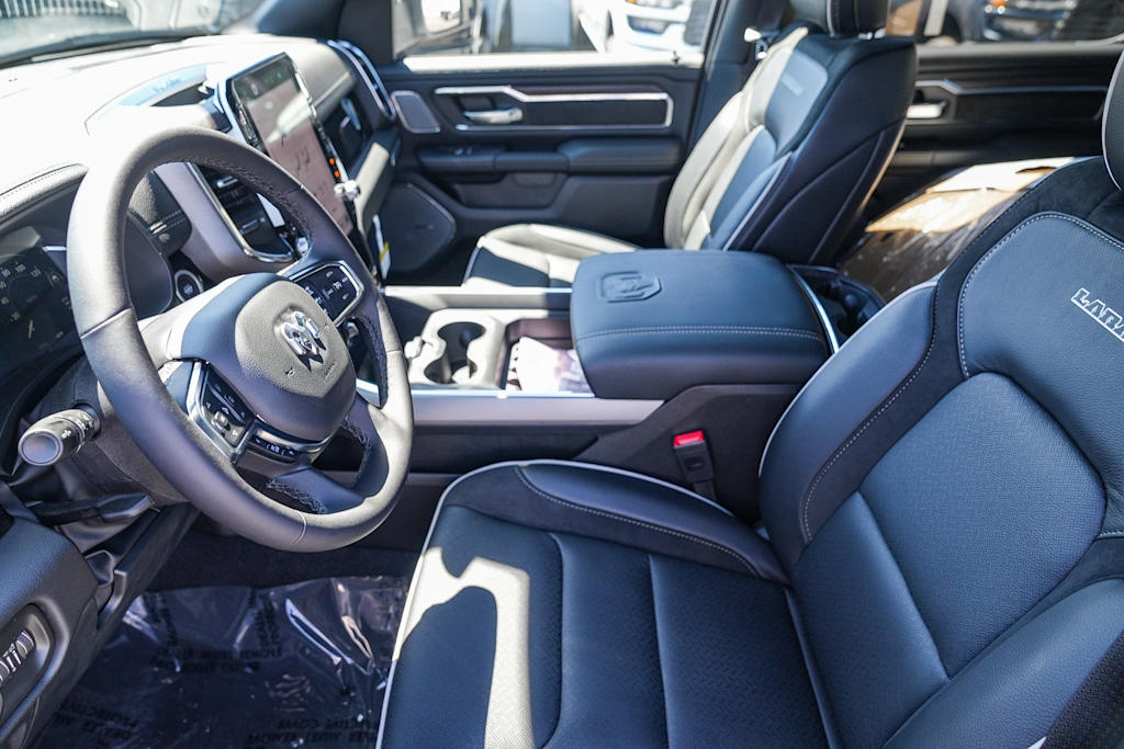 Thumbnail: 2026 RAM 1500 - 10