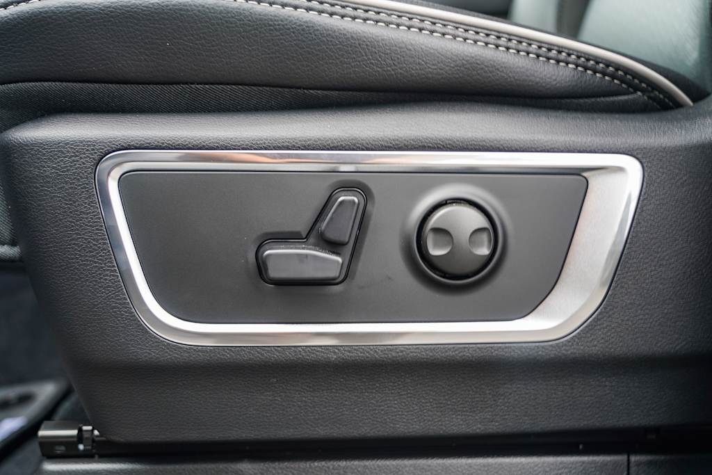 Thumbnail: 2026 RAM 1500 - 24