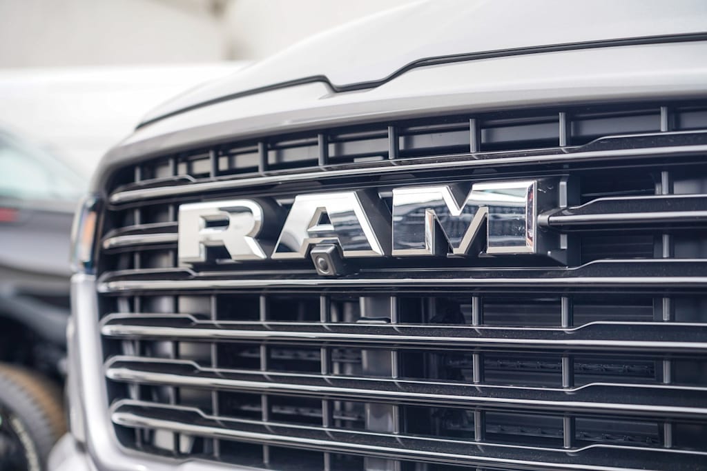 Thumbnail: 2026 RAM 1500 - 6