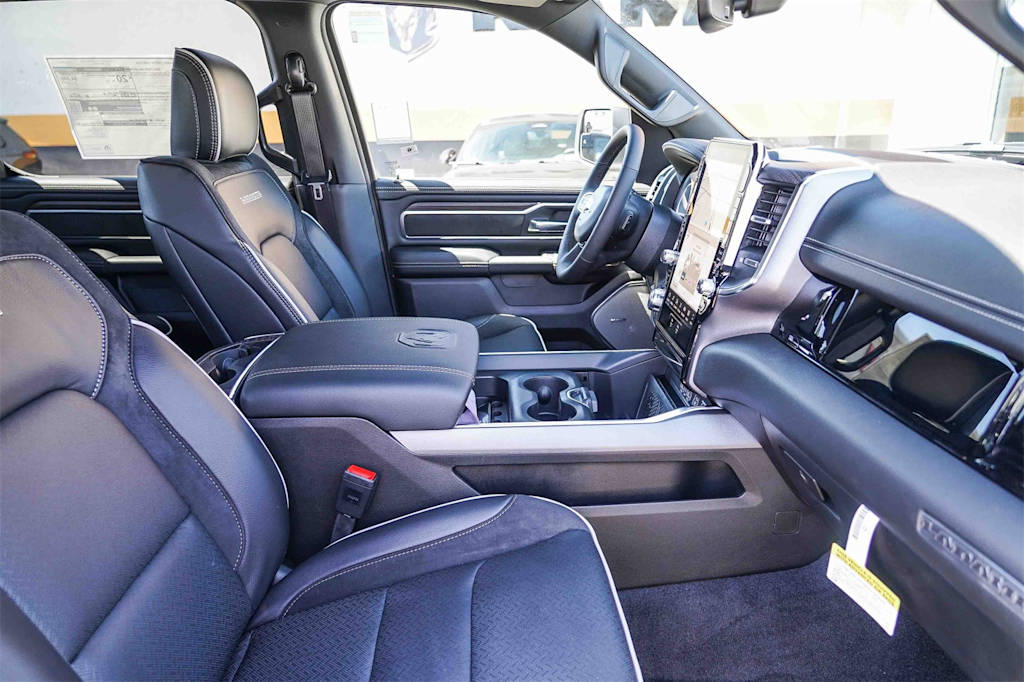 Thumbnail: 2026 RAM 1500 - 10