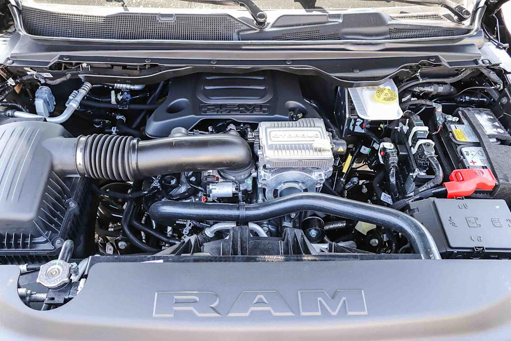 Thumbnail: 2026 RAM 1500 - 6