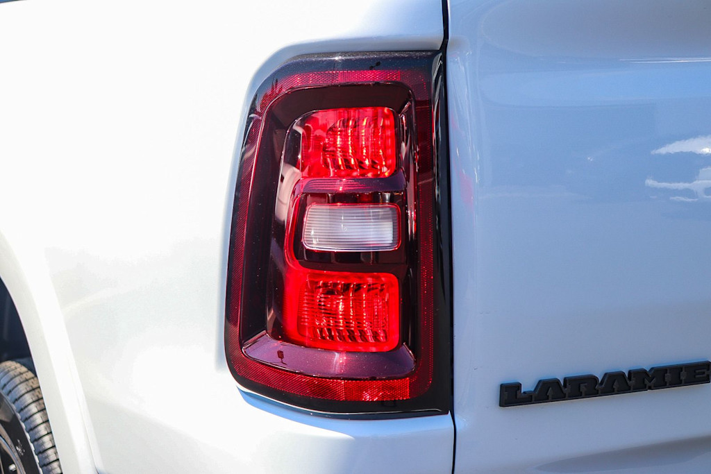 Thumbnail: 2026 RAM 1500 - 17