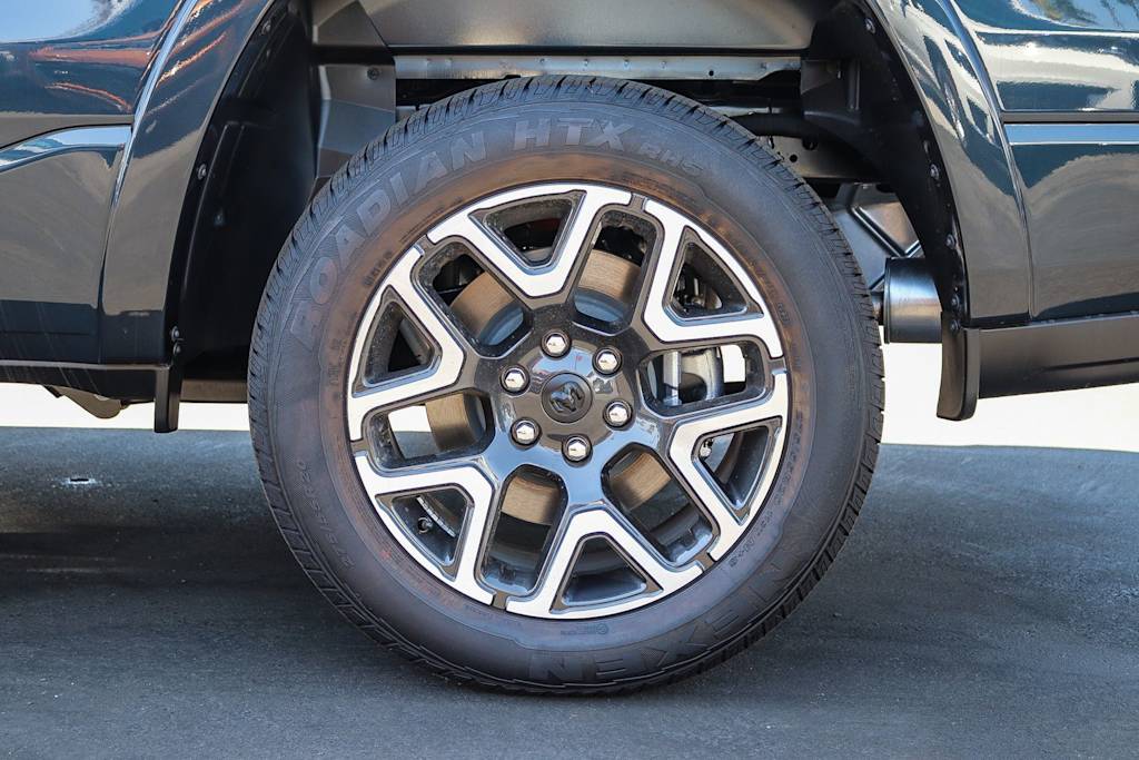 Thumbnail: 2026 RAM 1500 - 19
