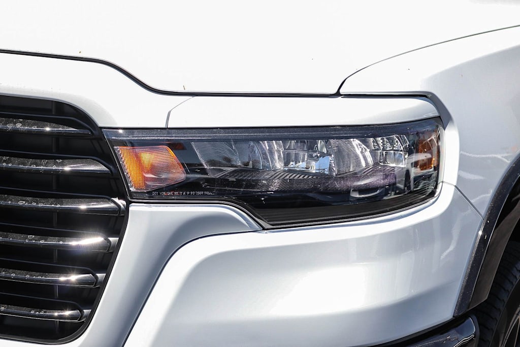 Thumbnail: 2026 RAM 1500 - 20