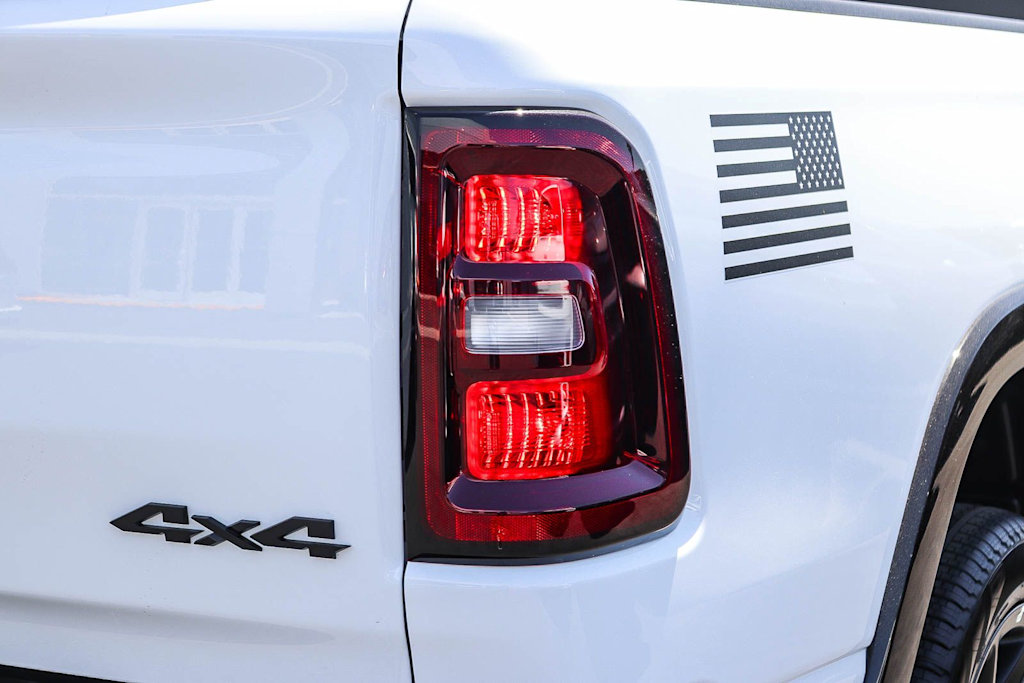 Thumbnail: 2026 RAM 1500 - 19