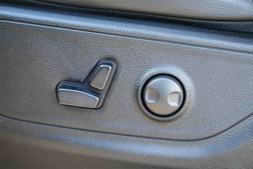 Thumbnail: 2026 RAM 1500 - 23