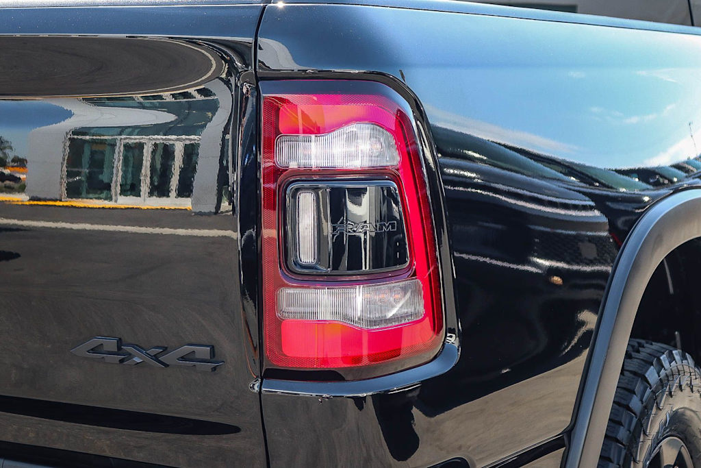Thumbnail: 2020 RAM 1500 - 18