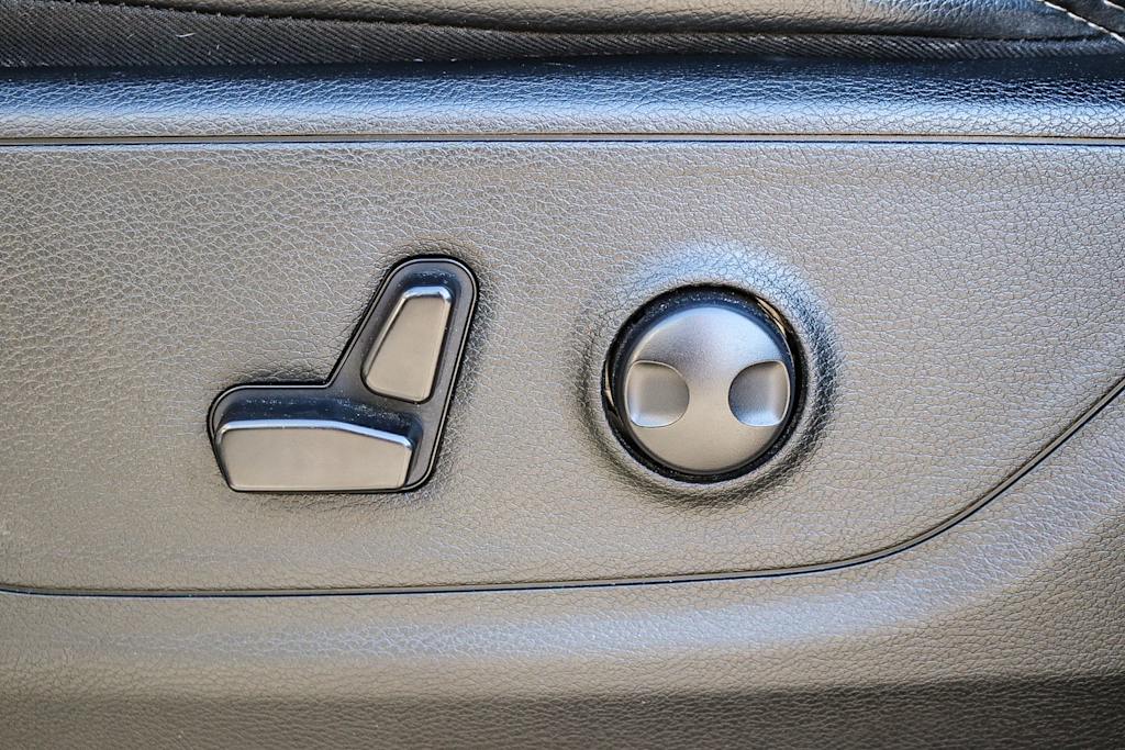 Thumbnail: 2023 RAM 1500 - 24